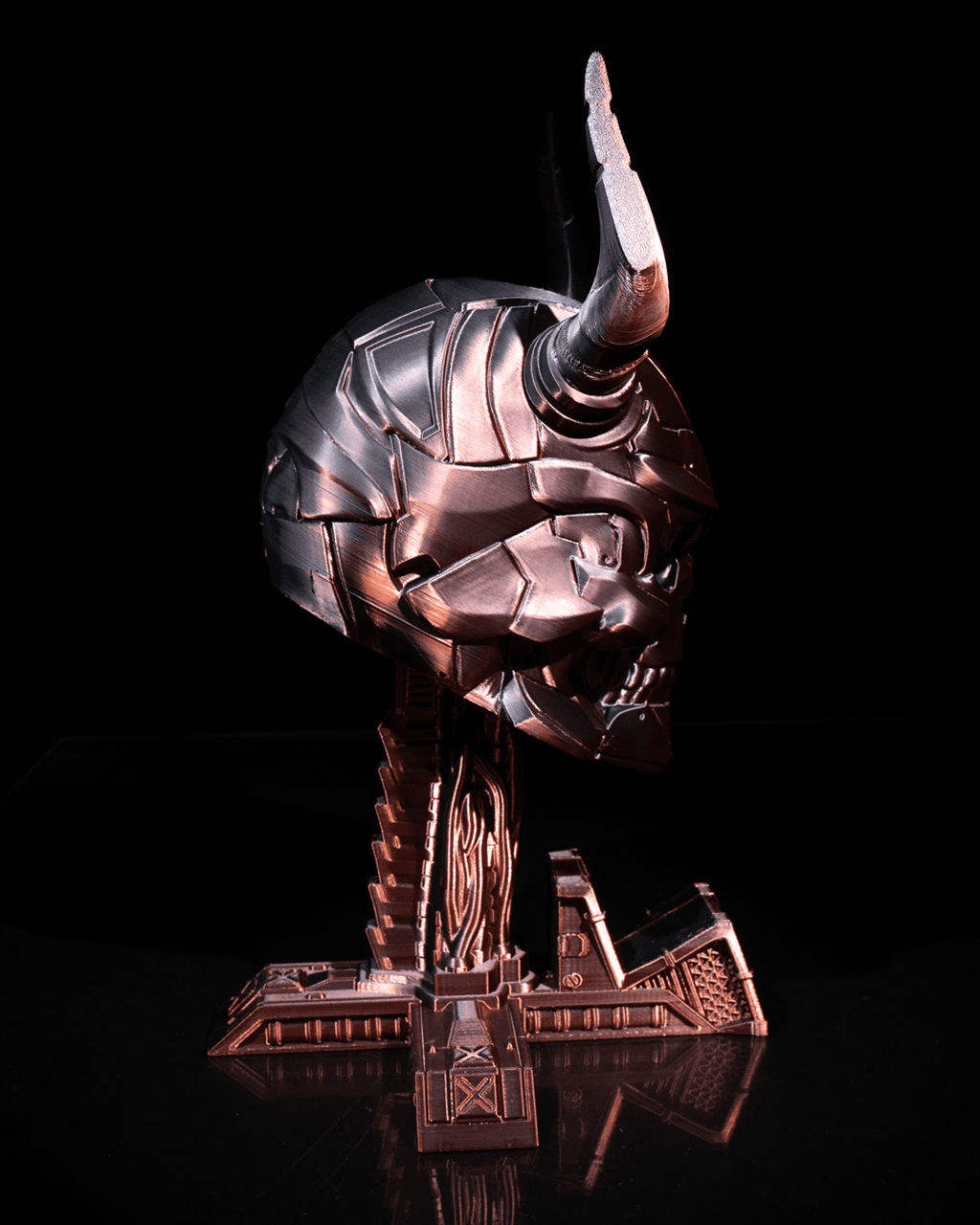 Sci-Fi Skull Controller & Headphone Holder